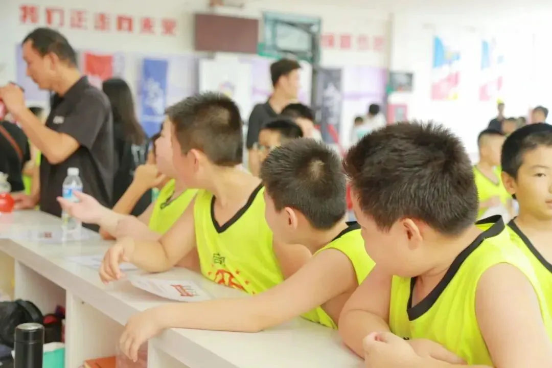 如何结合视频分析进行篮球模拟训练_0